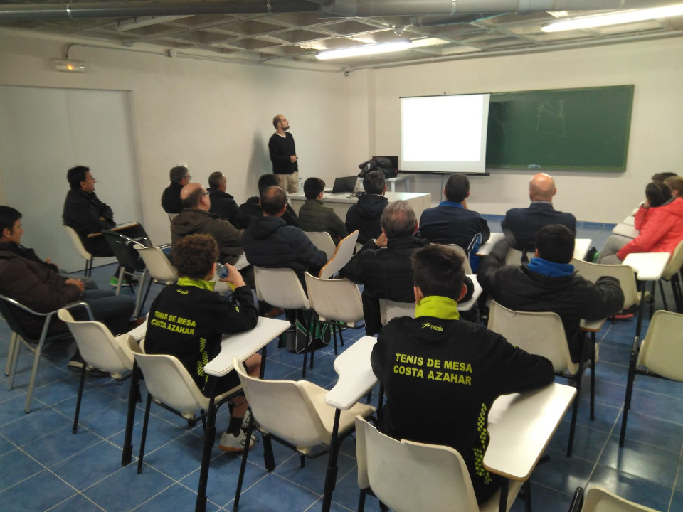 Taller de prevenció en tennis taula