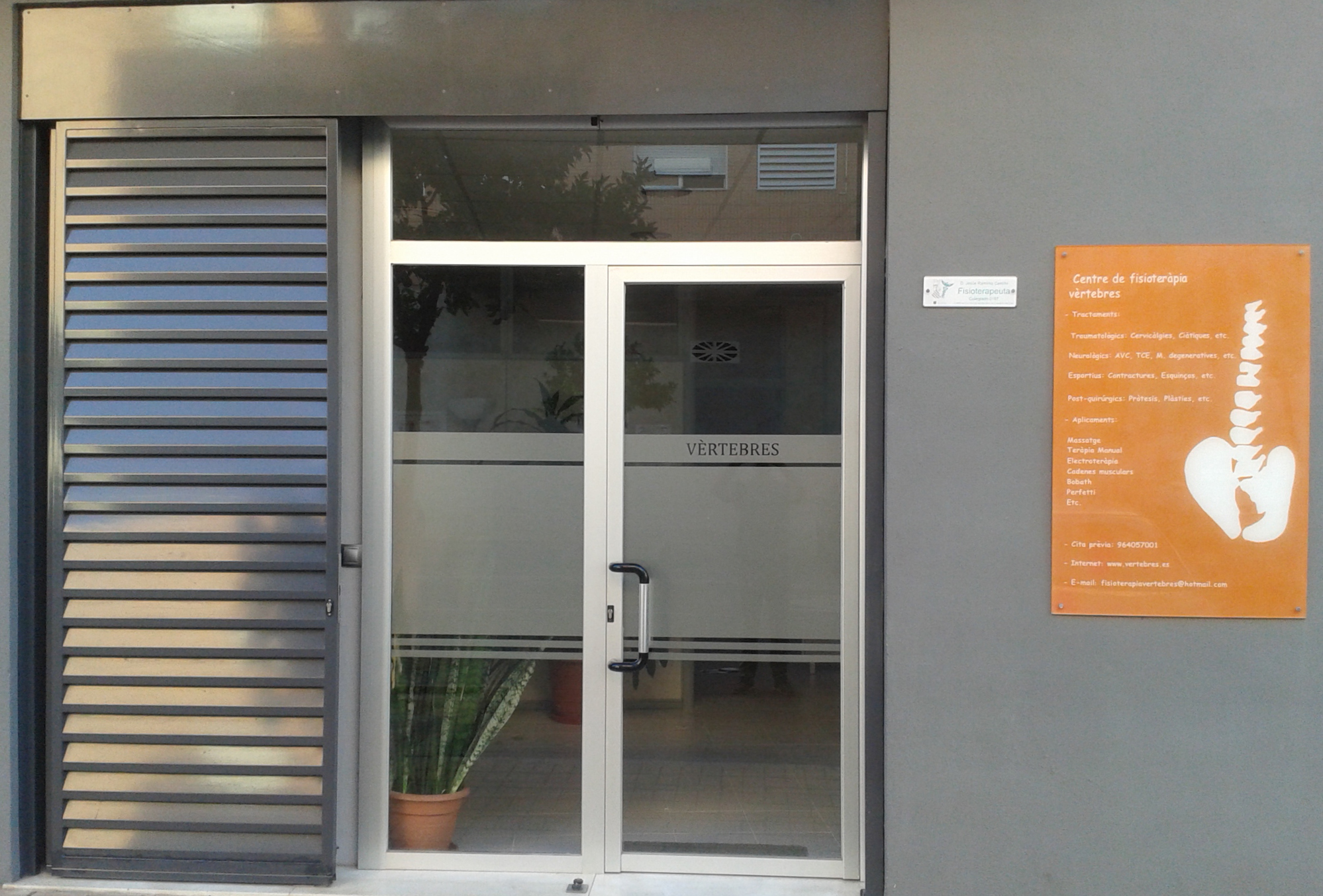 Vèrtebres tutoritza alumnes del CEU i de la FUB